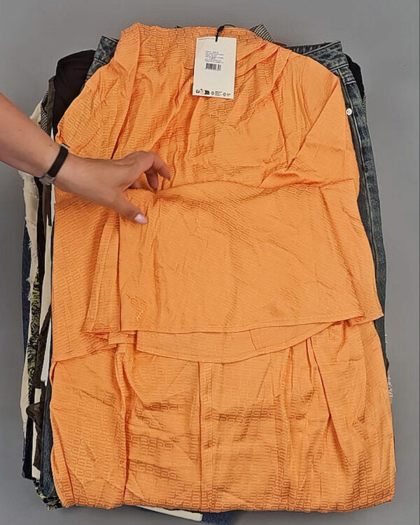 Фотография  477 - GESTUZ mix 075#24 шт, ЛОТ №9018 оптом в Черкесске и Карачаево-Черкесской республике