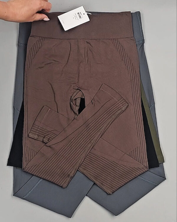 Фотография  448 - Спорт Bestseller 045 B#4 кг, ЛОТ №9038 оптом в Черкесске и Карачаево-Черкесской республике