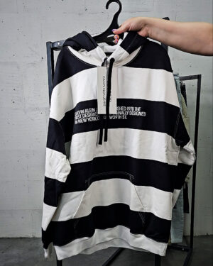 Фотография  994 - LACOSTE, CALVIN KLEIN, TOMMY HILFIGER, GUESS + 075#20 шт, ЛОТ №9072 оптом в Черкесске и Карачаево-Черкесской республике