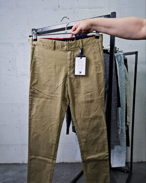 Фотография  866 - LACOSTE, CALVIN KLEIN, TOMMY HILFIGER, GUESS + 075#20 шт, ЛОТ №9072 оптом в Черкесске и Карачаево-Черкесской республике