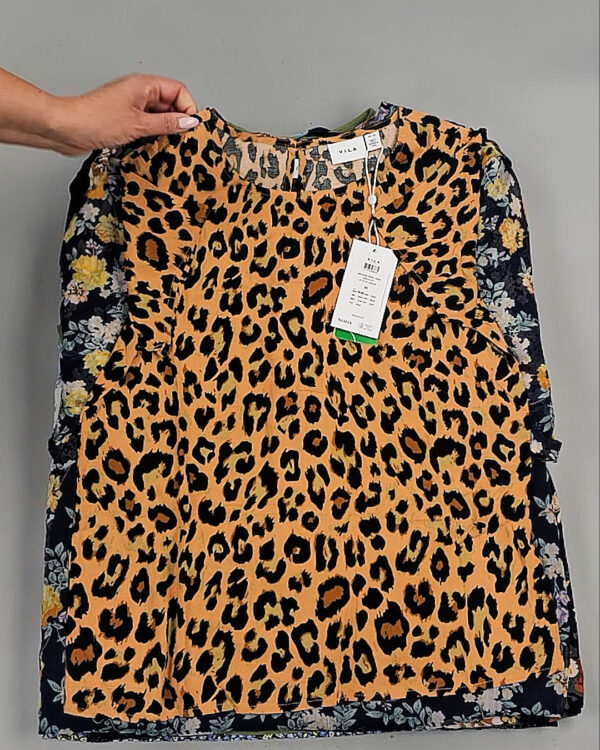 Фотография  774 - Блузки+Джемпера Bestseller Summer 045 B#8,5 кг, ЛОТ №9039 оптом в Черкесске и Карачаево-Черкесской республике