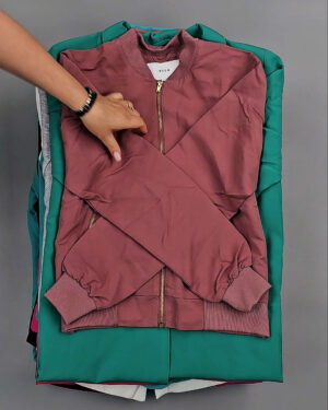 Фотография  167 - Толстовки+Верхняя одежда Bestseller Summer 045 B#7,2 кг, ЛОТ СТ-9323 оптом в Черкесске и Карачаево-Черкесской республике