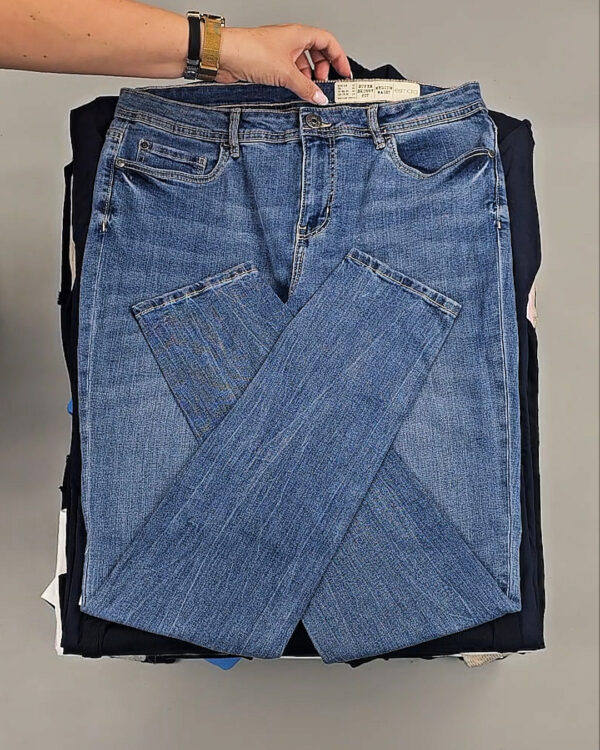 Фотография  727 - LIDL Winter mix 114#15 кг, ЛОТ №9134 оптом в Черкесске и Карачаево-Черкесской республике