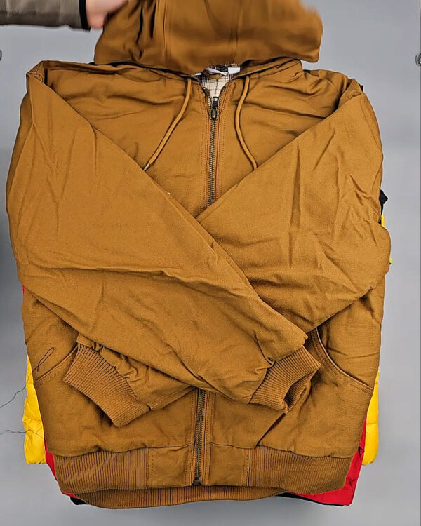 Фотография  624 - Верхняя одежда мужская CAN 104#15 кг оптом в Черкесске и Карачаево-Черкесской республике