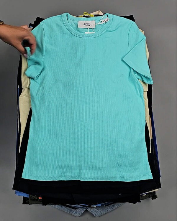 Фотография  576 - JACK JONES Women mix 075 #15 кг, ЛОТ СТ-9183 оптом в Черкесске и Карачаево-Черкесской республике