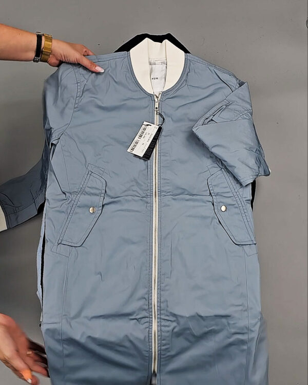 Фотография  647 - Верхняя одежда Корея 085#15 кг, ЛОТ № СТ-9249 оптом в Черкесске и Карачаево-Черкесской республике