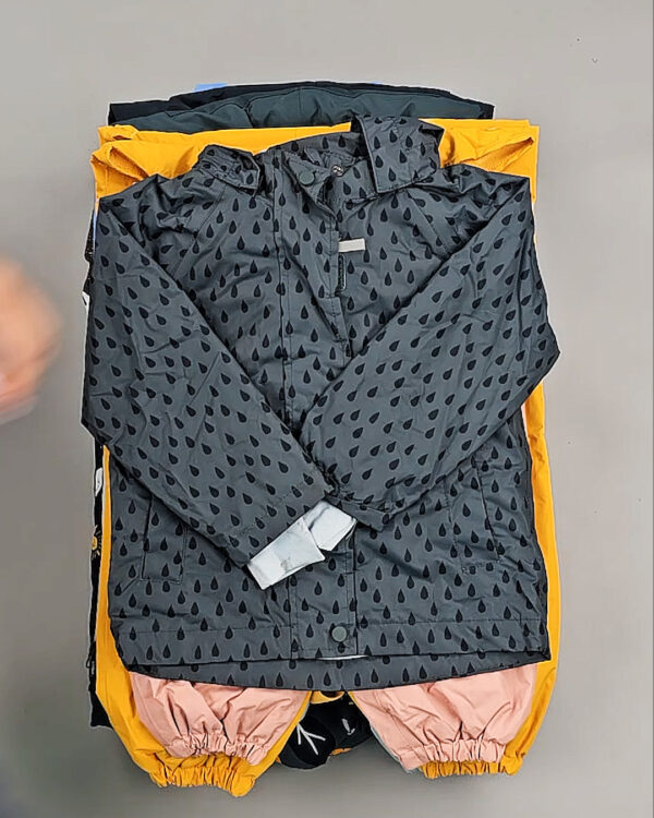 Фотография  377 - Верхняя одежда TCM kids зима 104#5 кг, ЛОТ СТ-9334 оптом в Черкесске и Карачаево-Черкесской республике