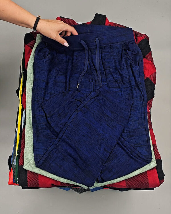 Фотография  496 - LIDL Winter mix 124#15 кг, ЛОТ №9147 оптом в Черкесске и Карачаево-Черкесской республике