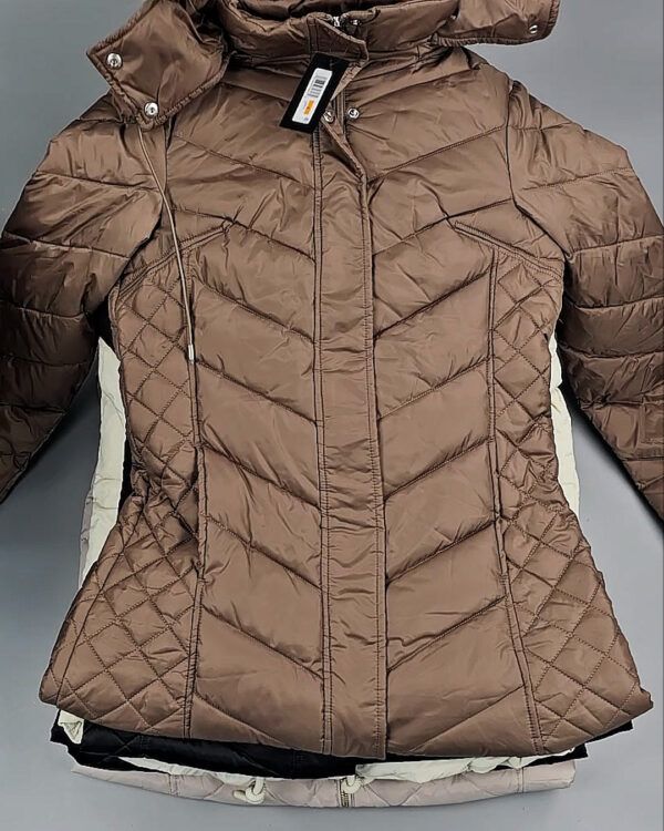 Фотография  151 - Верхняя одежда женская CAN 104#15 кг, ЛОТ СТ-9350 оптом в Черкесске и Карачаево-Черкесской республике