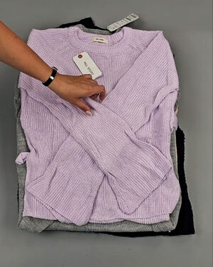 Фотография  379 - Джемпера Корея 085#7 кг оптом в Черкесске и Карачаево-Черкесской республике