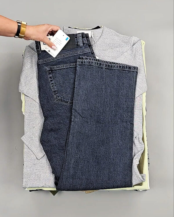 Фотография  429 - CASUAL FRIDAY Summer 075#15,6 кг, ЛОТ № СТ-9273 оптом в Черкесске и Карачаево-Черкесской республике