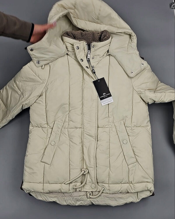 Фотография  860 - Верхняя одежда женская CAN 104#15 кг, ЛОТ СТ-9353 оптом в Черкесске и Карачаево-Черкесской республике