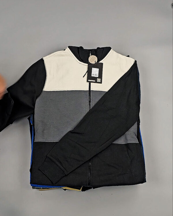 Фотография  262 - BLEND HE Winter 075#20 кг, ЛОТ №СТ-9253 оптом в Черкесске и Карачаево-Черкесской республике