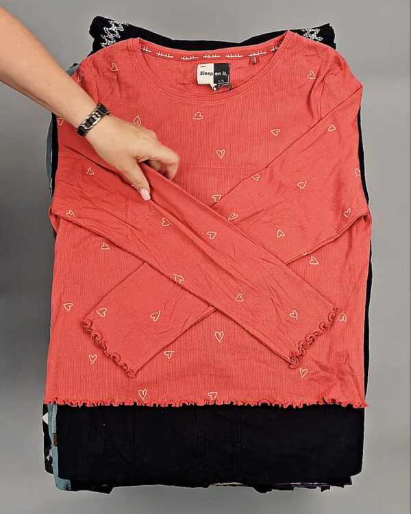 Фотография  210 - NEXT Winter Women mix#15 кг, ЛОТ СТ-9456 оптом в Черкесске и Карачаево-Черкесской республике