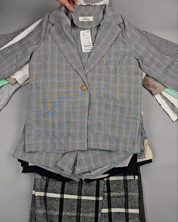 Фотография  771 - Комплекты жен Корея 085#5 кг, ЛОТ СТ-9572 оптом в Черкесске и Карачаево-Черкесской республике