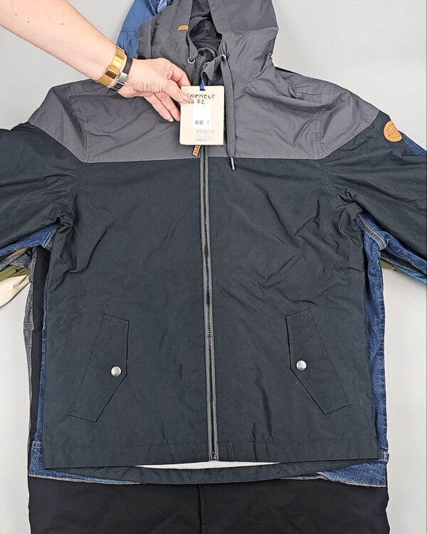 Фотография  199 - Ветровки BLEND HE + 075#10 кг, ЛОТ СТ-9569 оптом в Черкесске и Карачаево-Черкесской республике