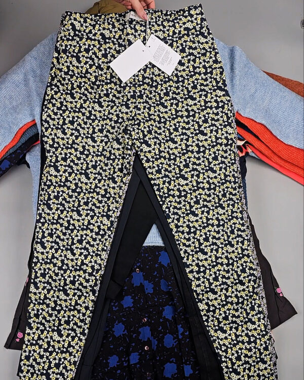 Фотография  679 - ICHI Winter mix 104#15 кг, ЛОТ СТ-9594 оптом в Черкесске и Карачаево-Черкесской республике