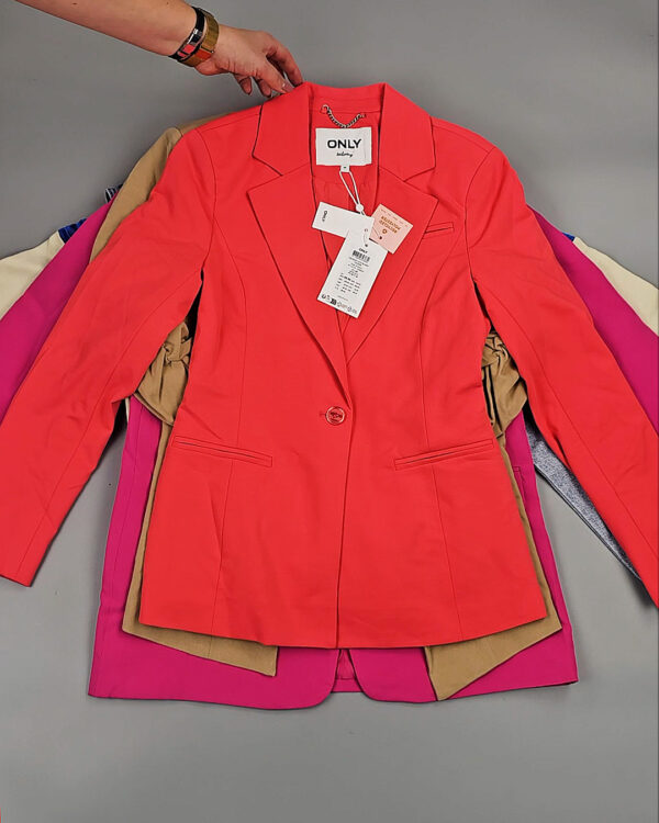 Фотография  391 - Жакеты Bestseller 045 B#7,3 кг, ЛОТ СТ-9551 оптом в Черкесске и Карачаево-Черкесской республике