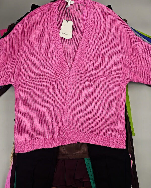 Фотография  911 - B.YOUNG Winter mix 104#15 кг, ЛОТ СТ-9597 оптом в Черкесске и Карачаево-Черкесской республике