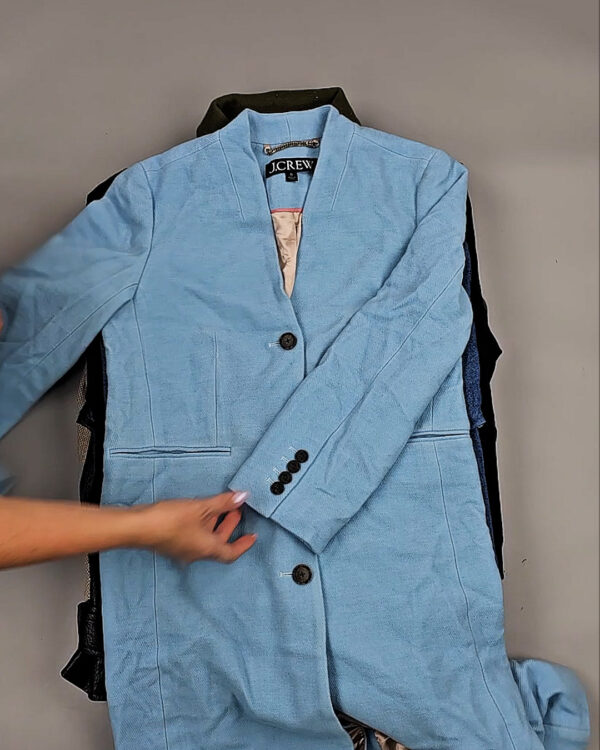 Фотография  131 - Ветровки женские CAN 104#11,5 кг, ЛОТ СТ-9402 оптом в Черкесске и Карачаево-Черкесской республике