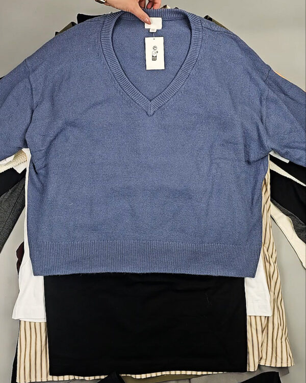 Фотография  530 - H&M A/W Women mix 095#15 кг, ЛОТ № СТ-9549 оптом в Черкесске и Карачаево-Черкесской республике