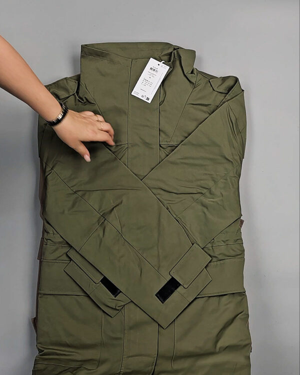 Фотография  973 - Ветровки Bestseller 045#10 кг, ЛОТ СТ-9410 оптом в Черкесске и Карачаево-Черкесской республике