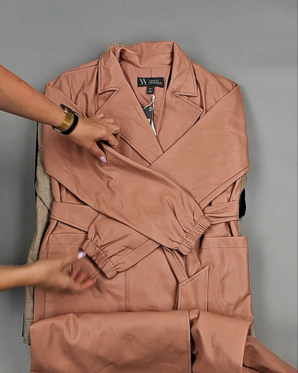 Фотография  871 - Ветровки женские CAN 104#12 кг оптом в Черкесске и Карачаево-Черкесской республике