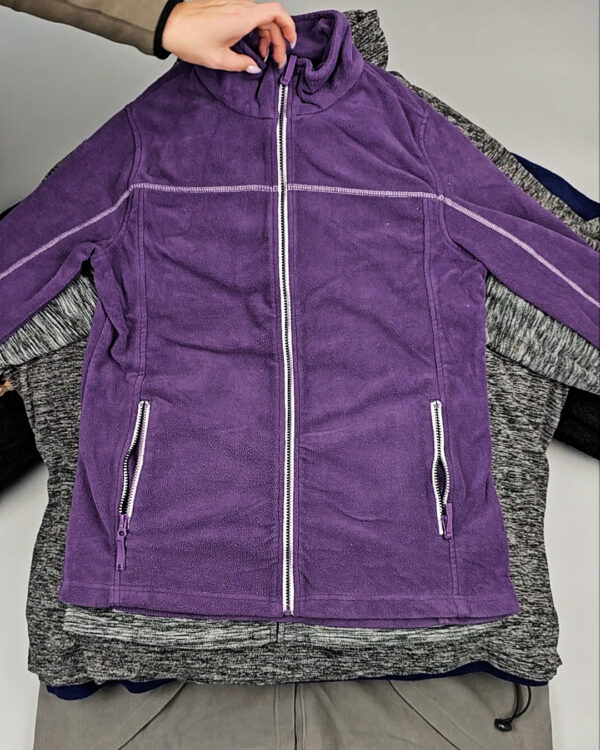 Фотография  909 - Флис#20 кг, ЛОТ № СХ-0175 оптом в Черкесске и Карачаево-Черкесской республике