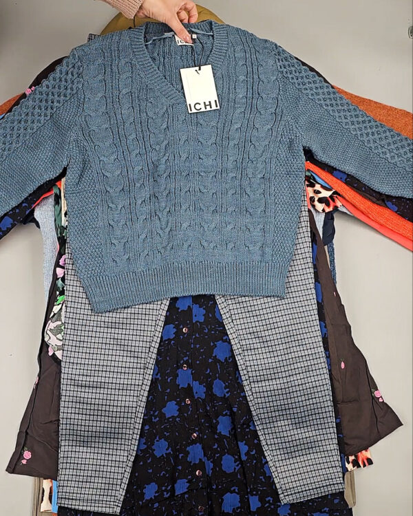 Фотография  135 - ICHI Winter mix 104#15 кг, ЛОТ СТ-9594 оптом в Черкесске и Карачаево-Черкесской республике