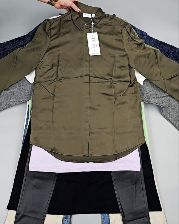 Фотография  367 - Bestseller Winter mix 104#15 кг, ЛОТ № СТ-9526 оптом в Черкесске и Карачаево-Черкесской республике