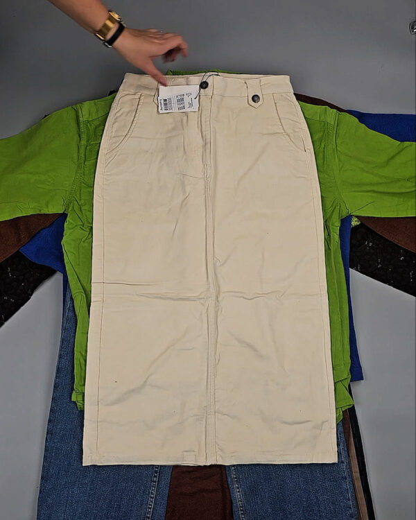 Фотография  443 - B.YOUNG Winter mix 104#15 кг, ЛОТ СТ-9595 оптом в Черкесске и Карачаево-Черкесской республике