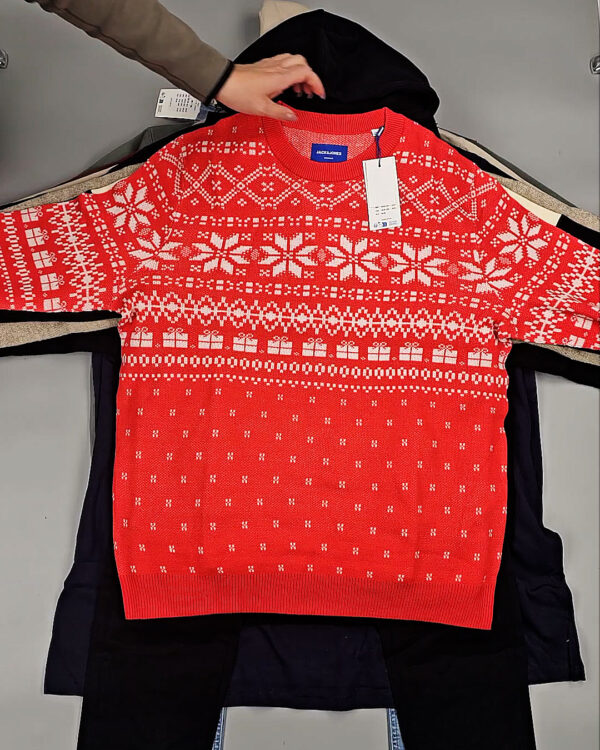 Фотография  312 - JACK JONES Men Winter mix 075#20 кг, ЛОТ № СТ-9533 оптом в Черкесске и Карачаево-Черкесской республике