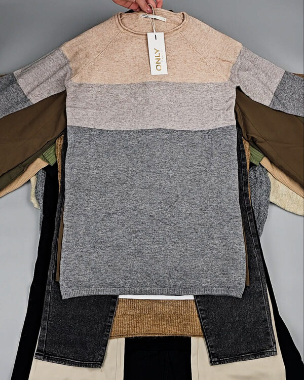 Фотография  212 - Bestseller Winter mix 104#15 кг, ЛОТ № СТ-9525 оптом в Черкесске и Карачаево-Черкесской республике