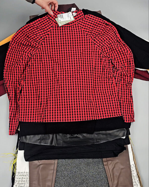 Фотография  826 - H&M A/W Women mix 095#15 кг оптом в Черкесске и Карачаево-Черкесской республике