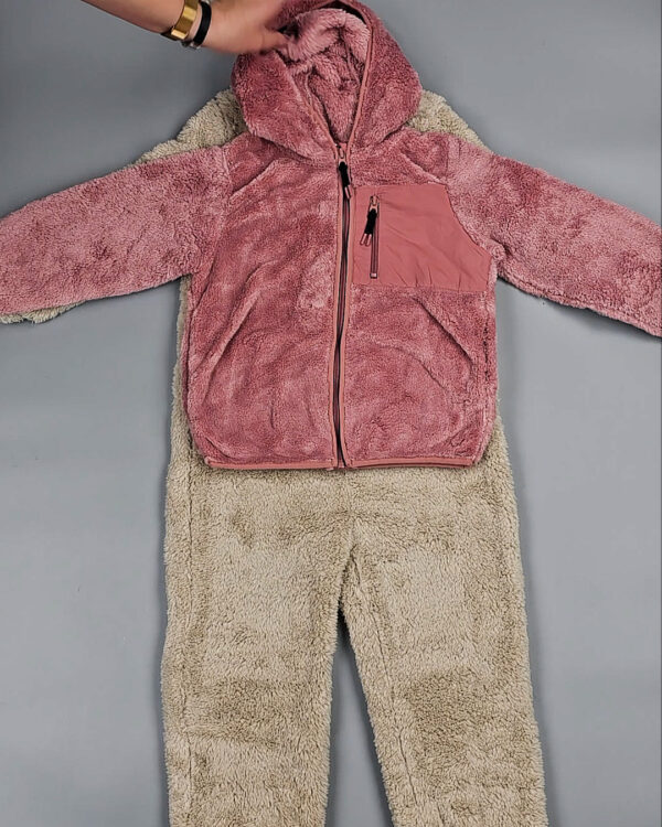 Фотография  262 - KIDS Winter СТОК 065#10 кг, ЛОТ СТ-9606 оптом в Черкесске и Карачаево-Черкесской республике