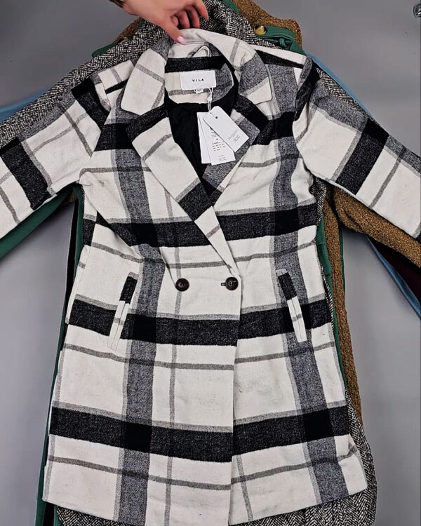 Фотография  403 - Пальто Bestseller 045#10 кг оптом в Черкесске и Карачаево-Черкесской республике