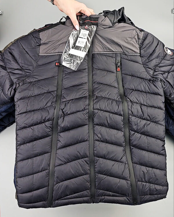 Фотография  560 - Куртки (Herrenjacken G.Norway)#14,3 кг, ЛОТ СТ-9878 оптом в Черкесске и Карачаево-Черкесской республике