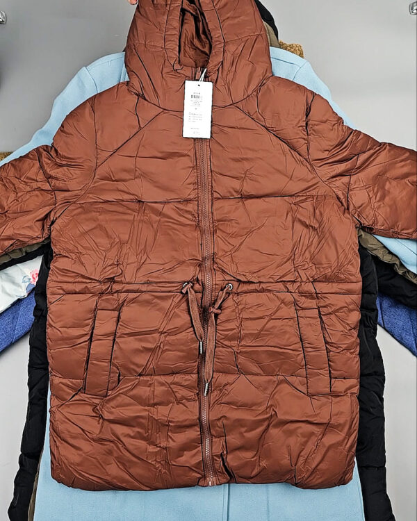 Фотография  893 - Верхняя одежда VILA 104#10 кг, ЛОТ СТ-9714 оптом в Черкесске и Карачаево-Черкесской республике