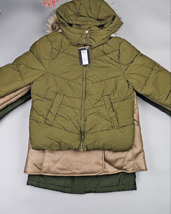 Фотография  875 - Куртки BESTSELLER зима 045#10 кг, ЛОТ СТ-9833 оптом в Черкесске и Карачаево-Черкесской республике