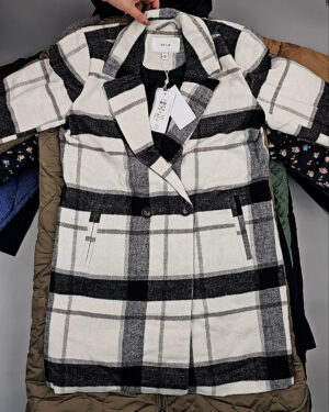 Купить Верхняя одежда VILA#10,4 кг, ЛОТ СТ-9712 оптом в Черкесске и Карачаево-Черкесской республике