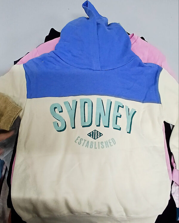 Фотография  992 - H&M Kids Winter#7 кг, ЛОТ СТ-9837 оптом в Черкесске и Карачаево-Черкесской республике