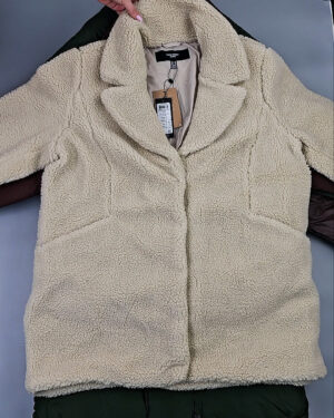 Фотография  727 - Куртки BESTSELLER зима 045#10 кг, ЛОТ СТ-9827 оптом в Черкесске и Карачаево-Черкесской республике