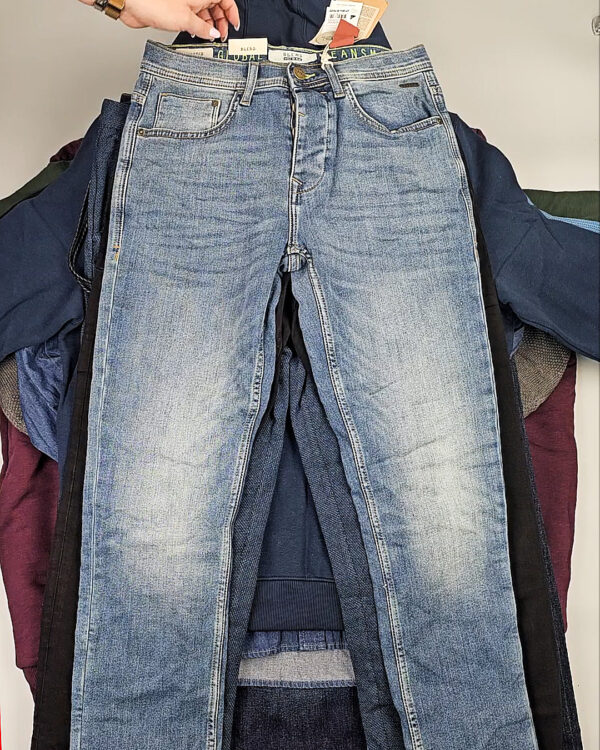 Фотография  763 - BLEND HE W 064#15 кг, ЛОТ СТ-9791 оптом в Черкесске и Карачаево-Черкесской республике