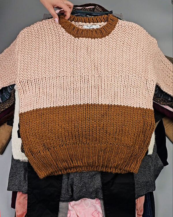 Фотография  591 - Женский микс зима (Winter mix)#20 кг, ЛОТ СХ-0208 оптом в Черкесске и Карачаево-Черкесской республике