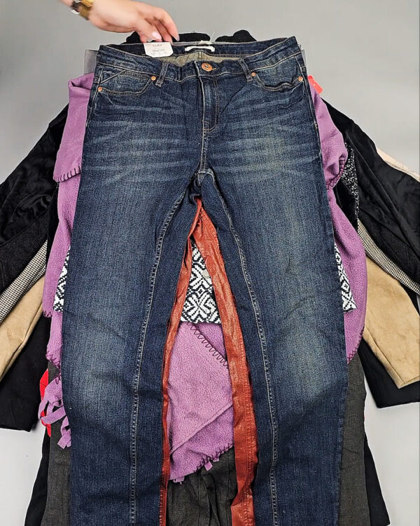 Фотография  458 - Женский микс зима (Winter mix)#20 кг, ЛОТ СХ-0206 оптом в Черкесске и Карачаево-Черкесской республике