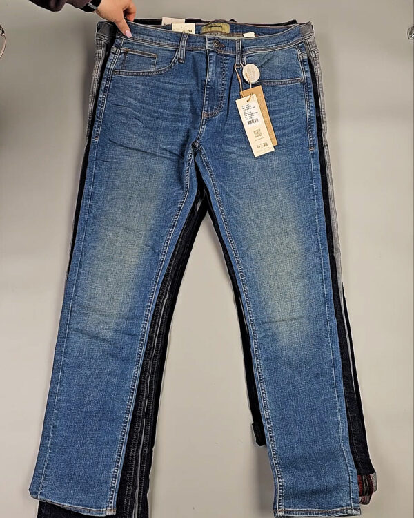 Фотография  561 - Джинсы BLEND HE 075#10 кг оптом в Черкесске и Карачаево-Черкесской республике