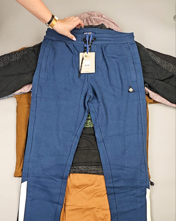 Фотография  759 - BLEND HE W 064#15 кг, ЛОТ СТ-9790 оптом в Черкесске и Карачаево-Черкесской республике