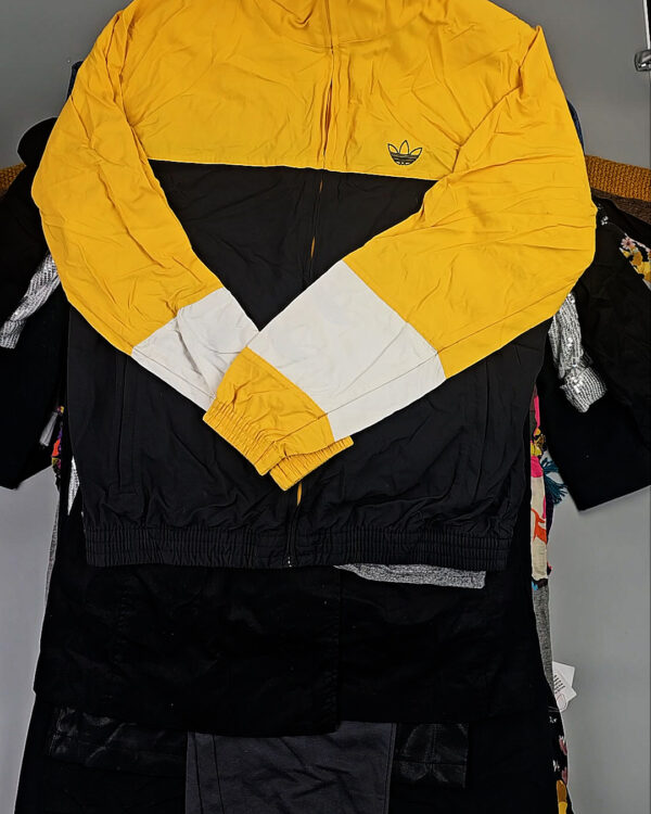 Фотография  854 - Cream Шотландия mix БМ#70 кг, ЛОТ СХ-0201 оптом в Черкесске и Карачаево-Черкесской республике