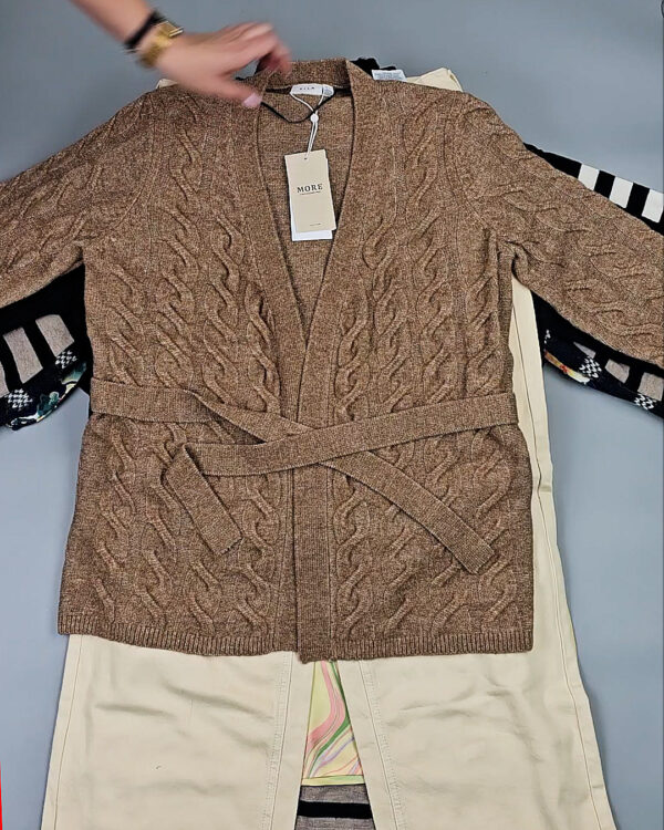 Фотография  825 - VILA Winter MIX 064#15 кг, ЛОТ СТ-9815 оптом в Черкесске и Карачаево-Черкесской республике