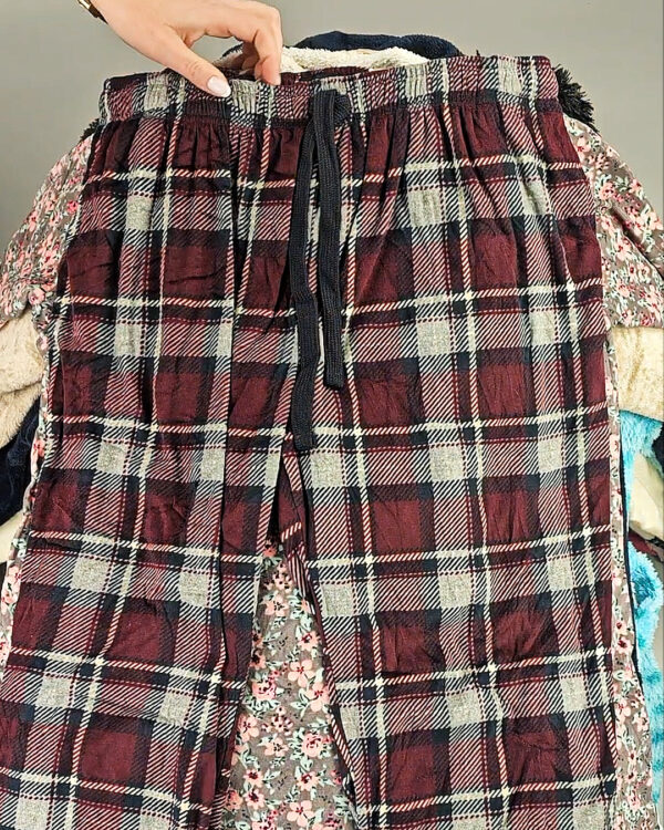 Фотография  980 - Халаты+пижамы флис Англия (SLEEPWEAR PREMIUM)#20 кг, ЛОТ СХ-0290 оптом в Черкесске и Карачаево-Черкесской республике